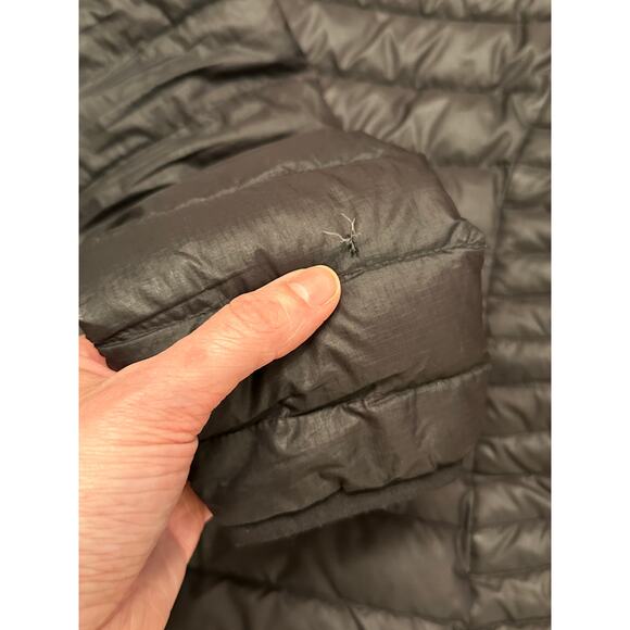 Patagonia Down Sweater Jacket BLACK Small - Picture 6 of 7